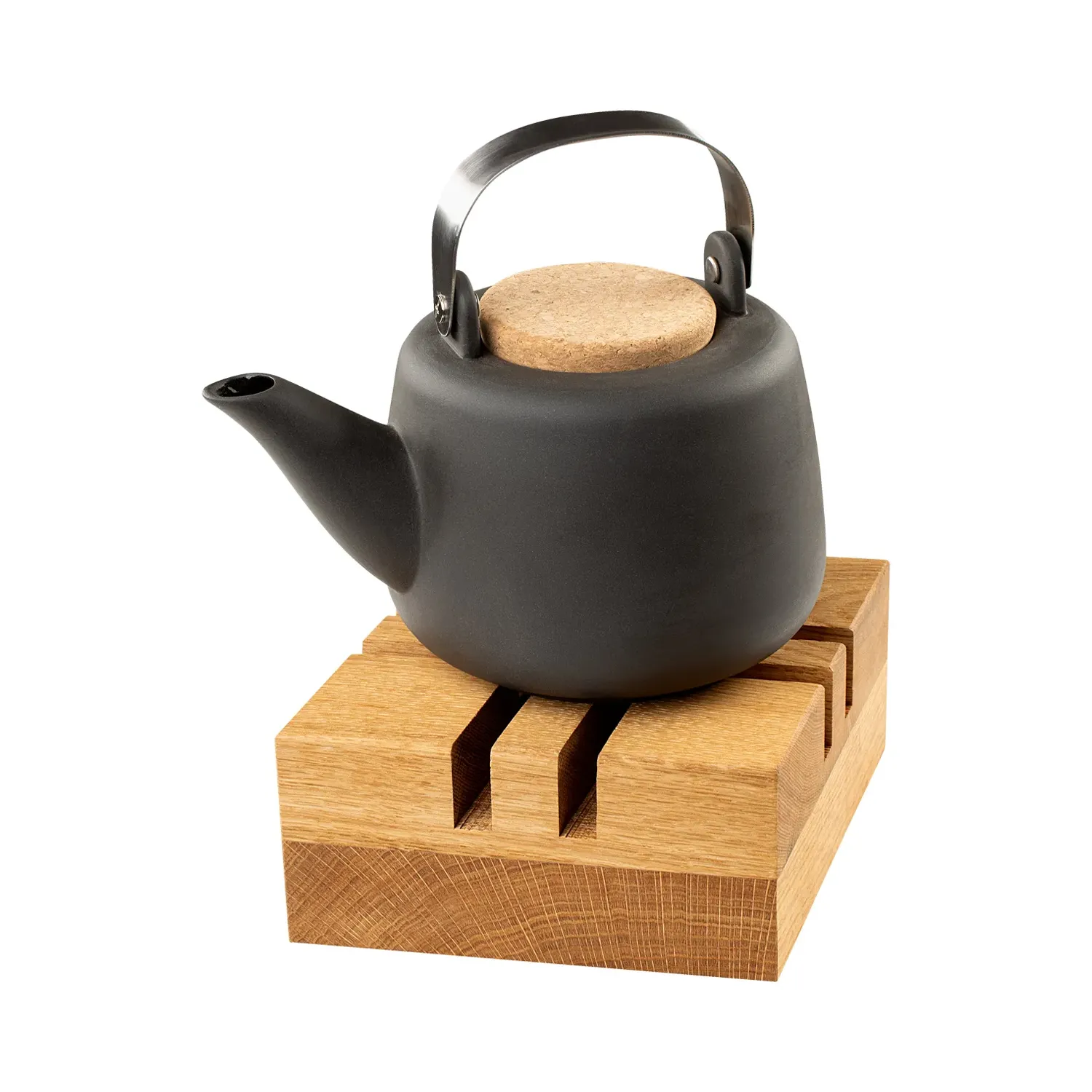 Stövchen aus massivem Holz mit Teekanne
